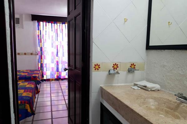 Canadian Resorts Acapulco