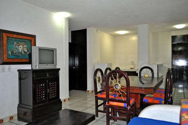 Canadian Resorts Acapulco