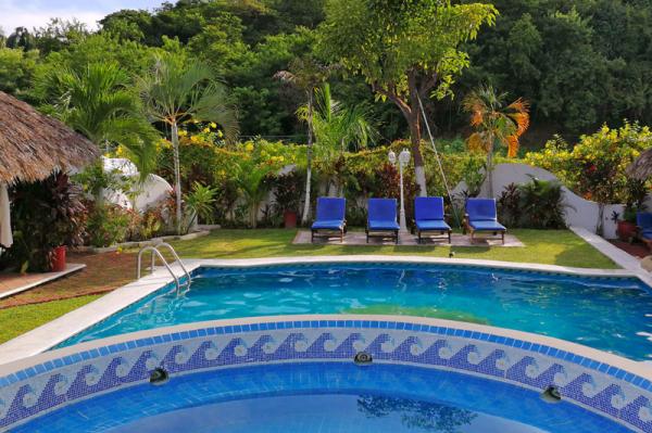 Skipper's Club Huatulco