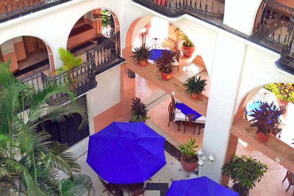 Skipper's Club Huatulco