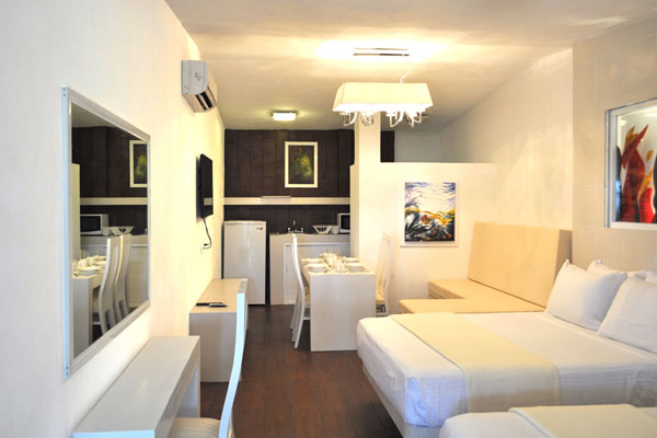 fusion white suite